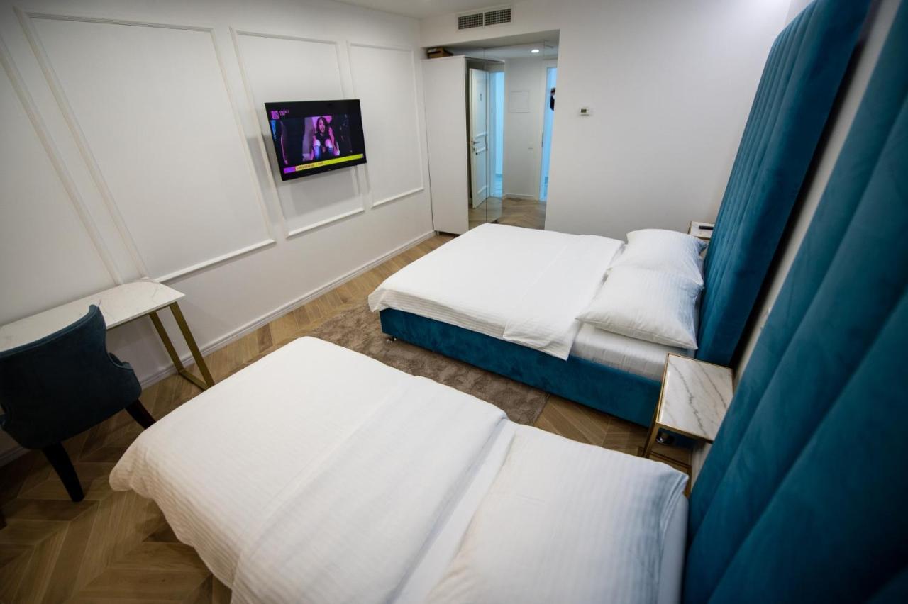 Hotel In Жепче Экстерьер фото